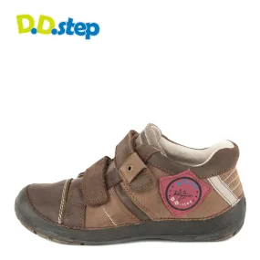 D.D. Step big kid boy shoes brown with red decor size US 13-4